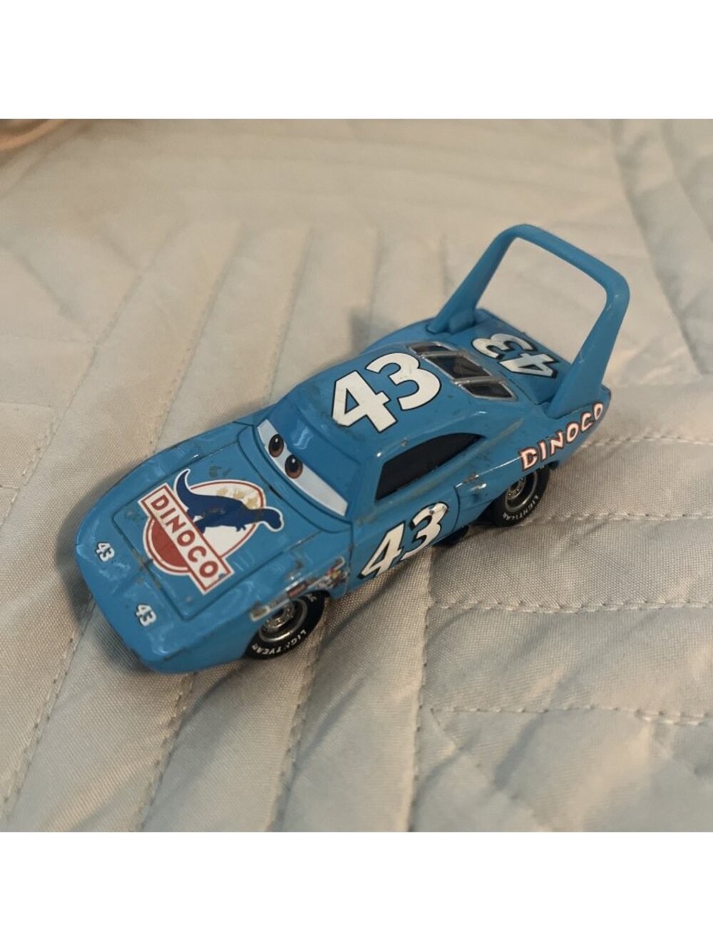 The King Strip Weathers Dinoco 43 Disney Pixar Diecast Metal Cars 1:55